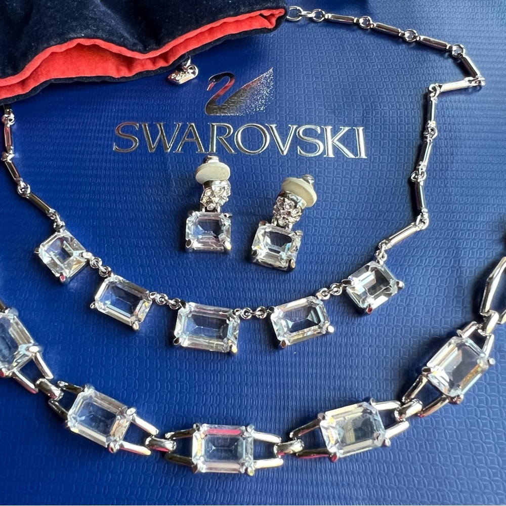 AUTHENTIC Swarovski Emerald-cut Crystal Necklace & Earrings SET Vintage - Picture 6 of 17